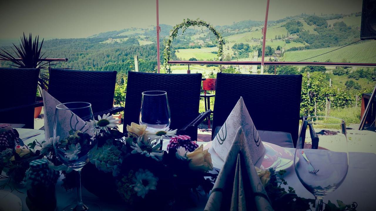Weingut Reiterer Hotel Kitzeck im Sausal Eksteriør billede